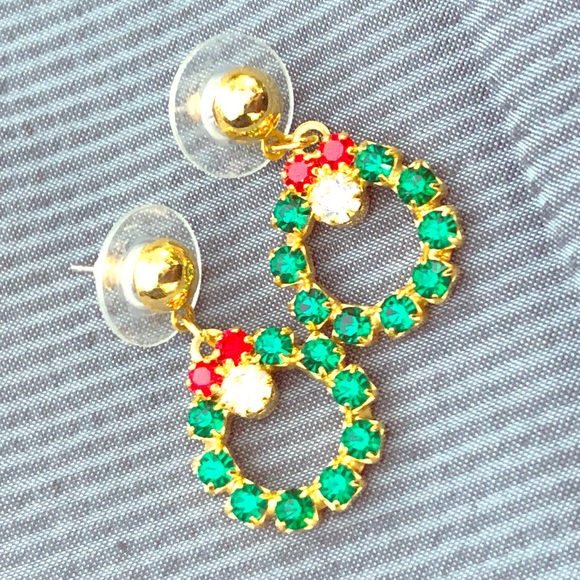 Jewelry - Christmas wreath green rhinestone pierced earrings